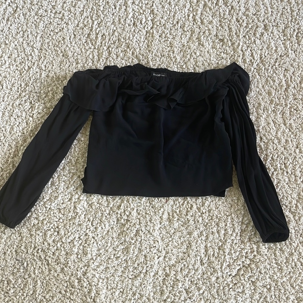 Bebe Off shoulder Top